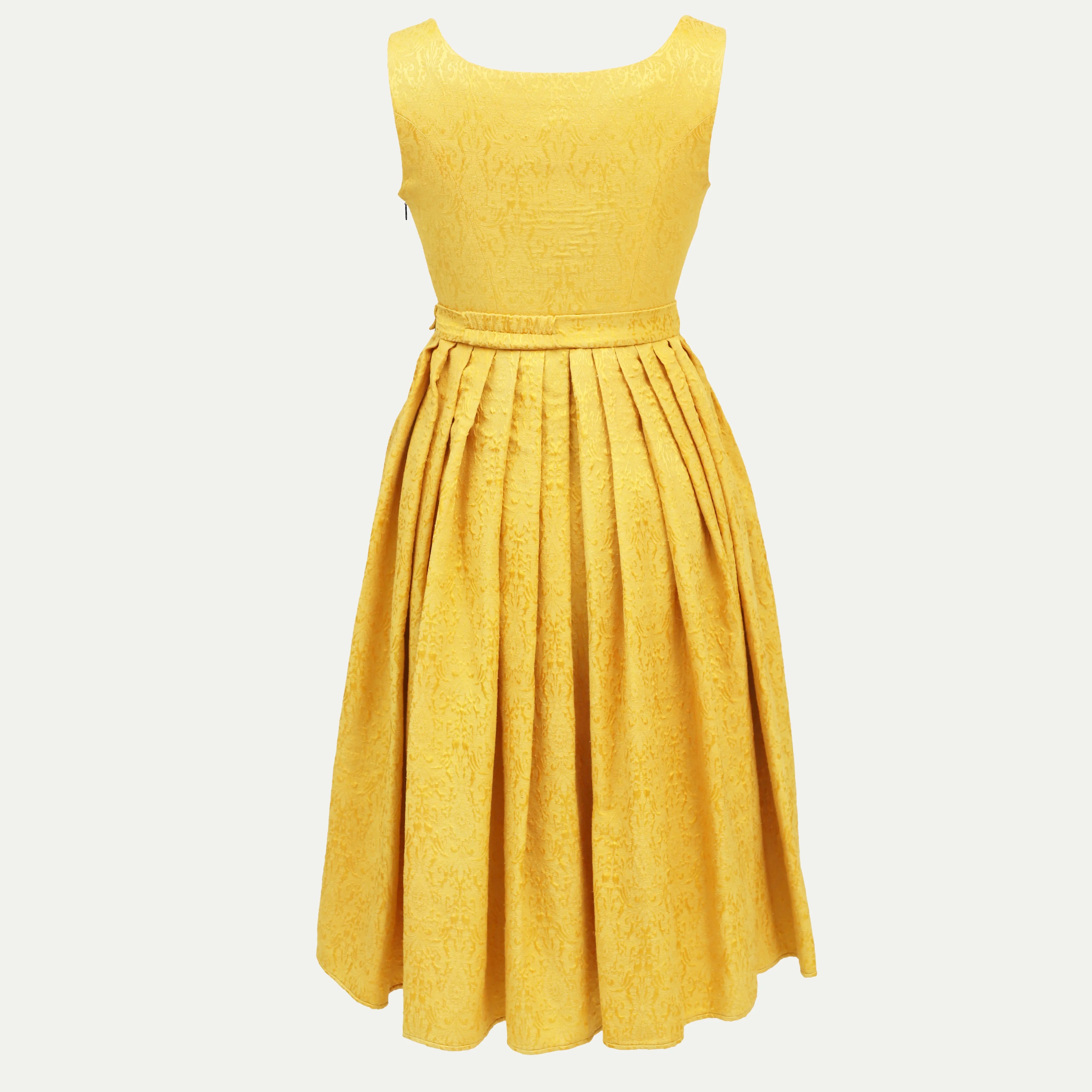 Traditional German Dirndl Royal Gouda Gold Traditional German Dirndl Royal Gouda Gold